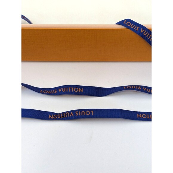 Louis Vuitton Magnetic Empty Large Box 16 x 11.5 x 2 - Picture 9 of 13